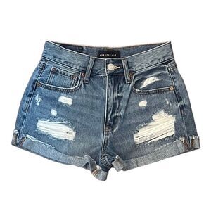 AéRopostale women’s size 0 denim destroyed Distressed Mom shorts
